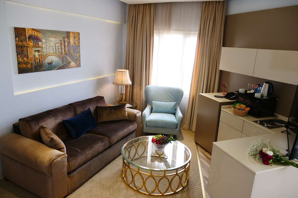 Hotel Lumiere Des Etoile Kuwait City Habitación foto